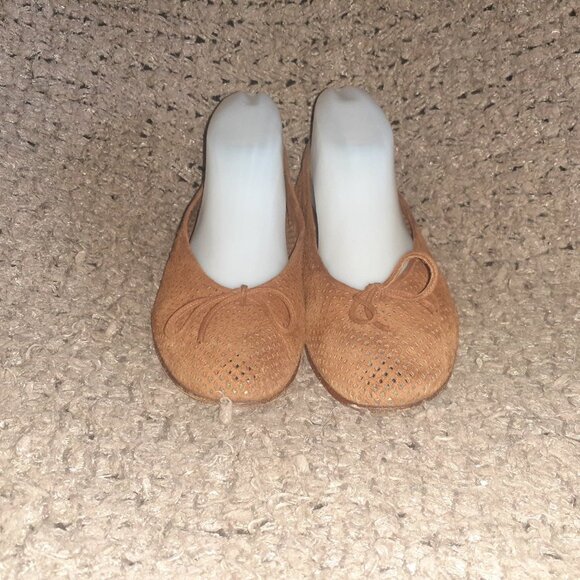 Vintage THIERRY RABOTIN-Perforated Chestnut Suede Ballet Flats-Sz 37.5-Excellent - Picture 3 of 8